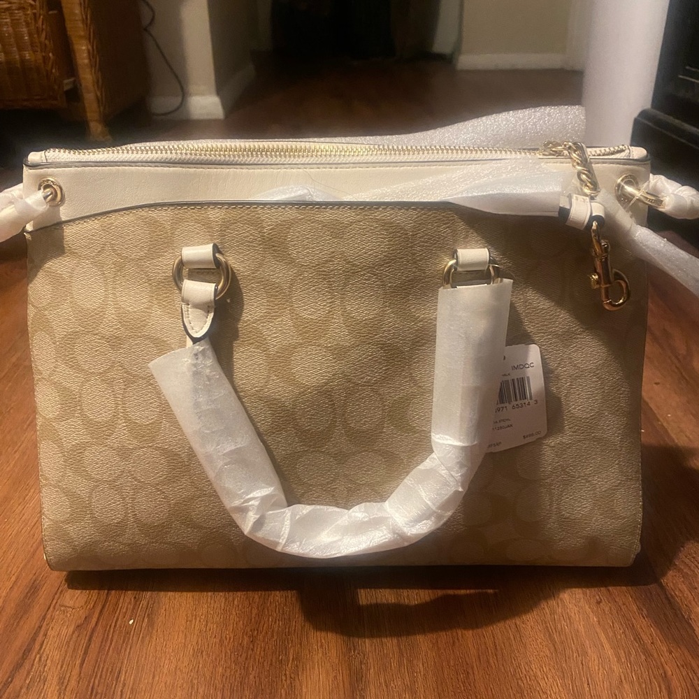 Coach Tote - Picture 2 of 5